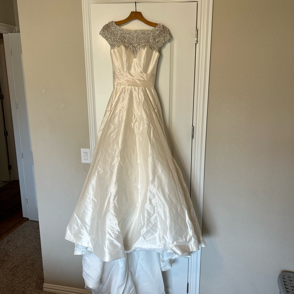 Justin Alexander Wedding Dress (9770) NEVER WORN OR ALTERED - Picture 10 of 12